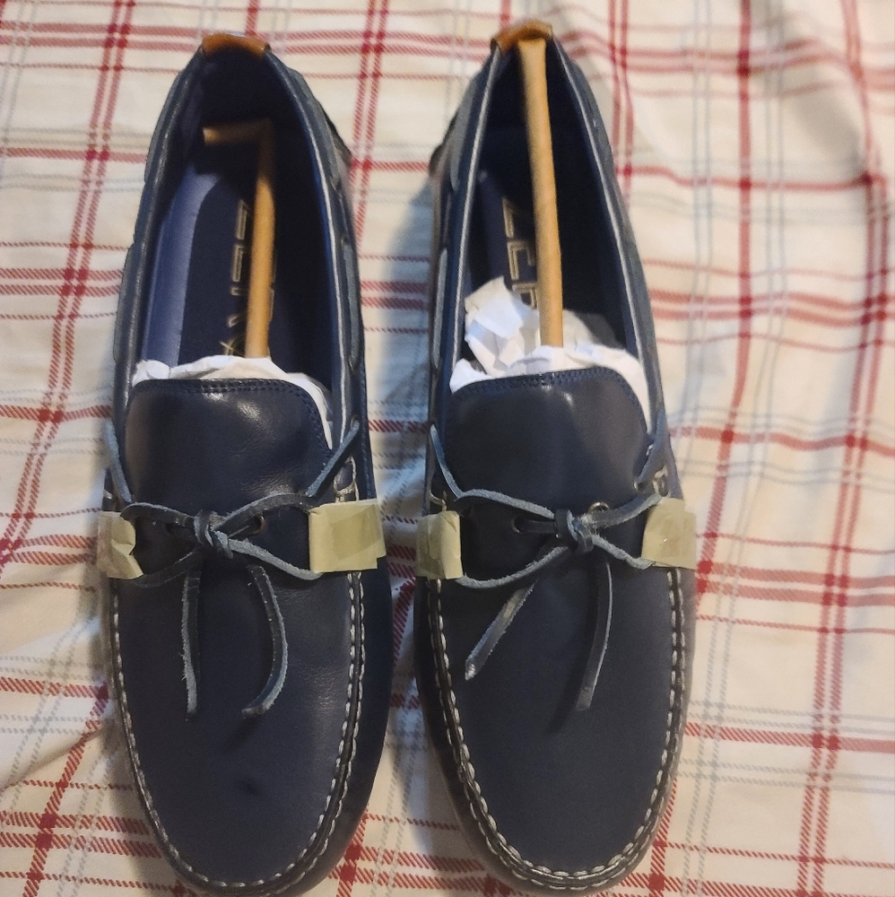 Cole Haan Navy Blue ZeroGrand size 9.5 M